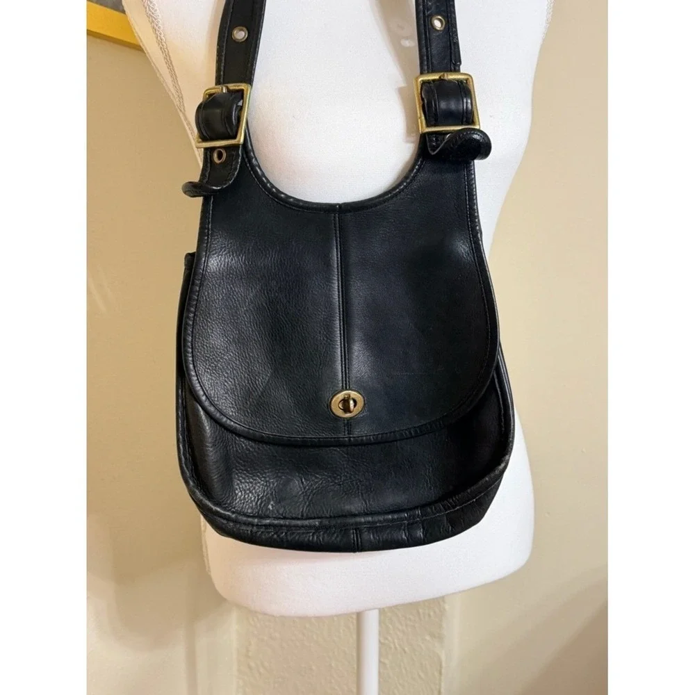 RARE!!! VINTAGE 1970s Coach Bonnie‎ Cashin Crescent Saddle Bag